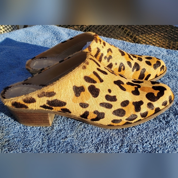 Leopard mules - Picture 3 of 5